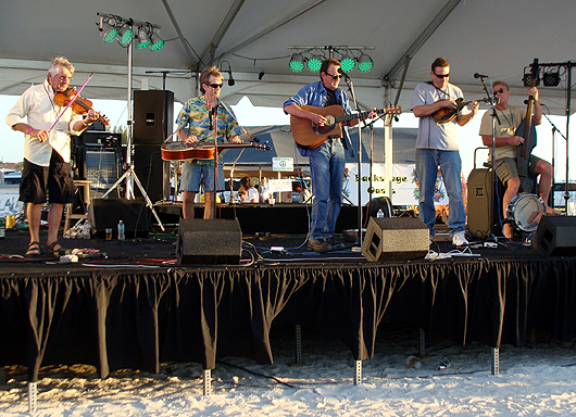 Charlie with Cornfused at Sanding Ovations, 2013